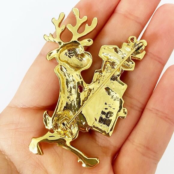 Vintage AJC gold reindeer Christmas present brooch pin - Picture 5 of 5